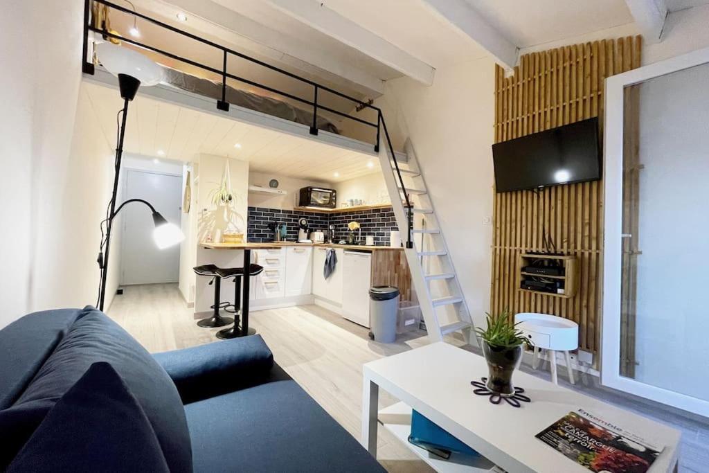 Studio Azur Aigues-Mortes Bagian luar foto